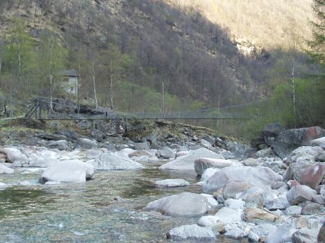 Tessin, April 2003